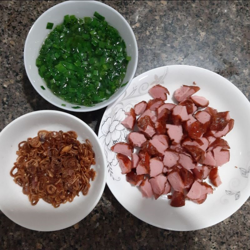 Bước 1 Sơ chế các nguyên liệu Trứng cút nướng chén