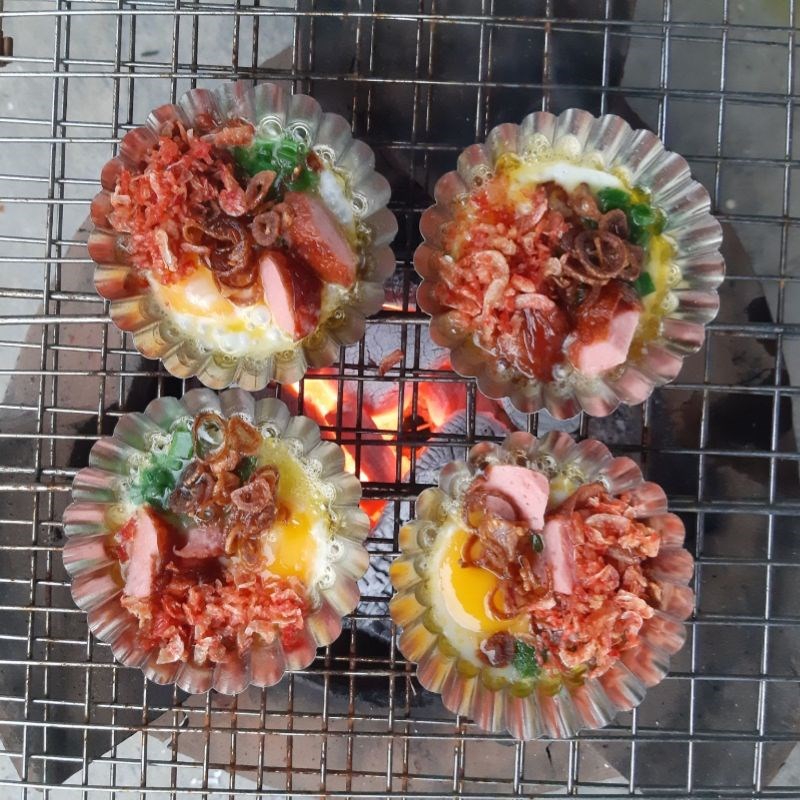 Bước 2 Nướng trứng chén Trứng cút nướng chén